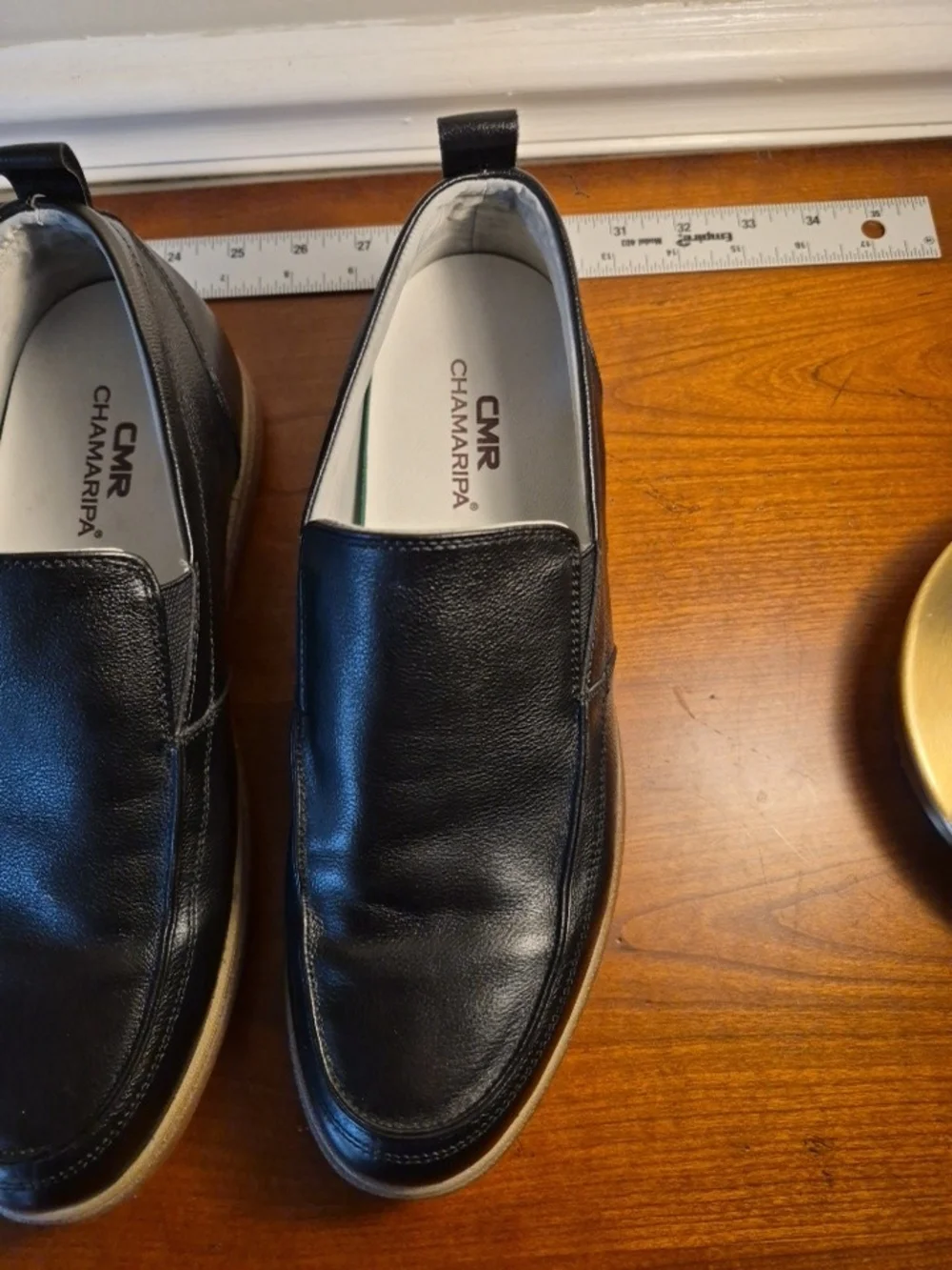 Men's Black Leather Slip-On Casual Loafers Size 8M (255/2.5 In Japan/Korea)